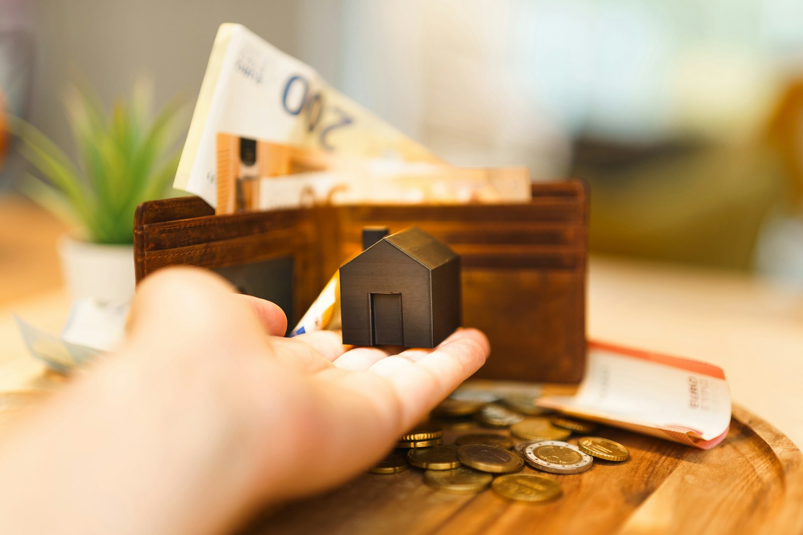 Second mortgage risks: what happens when you owe two loans on one house
